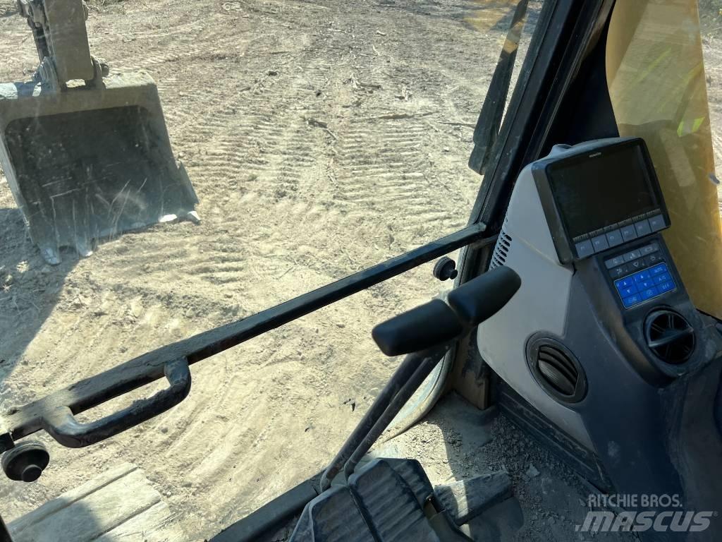 Komatsu PC240LC-10 Raupenbagger
