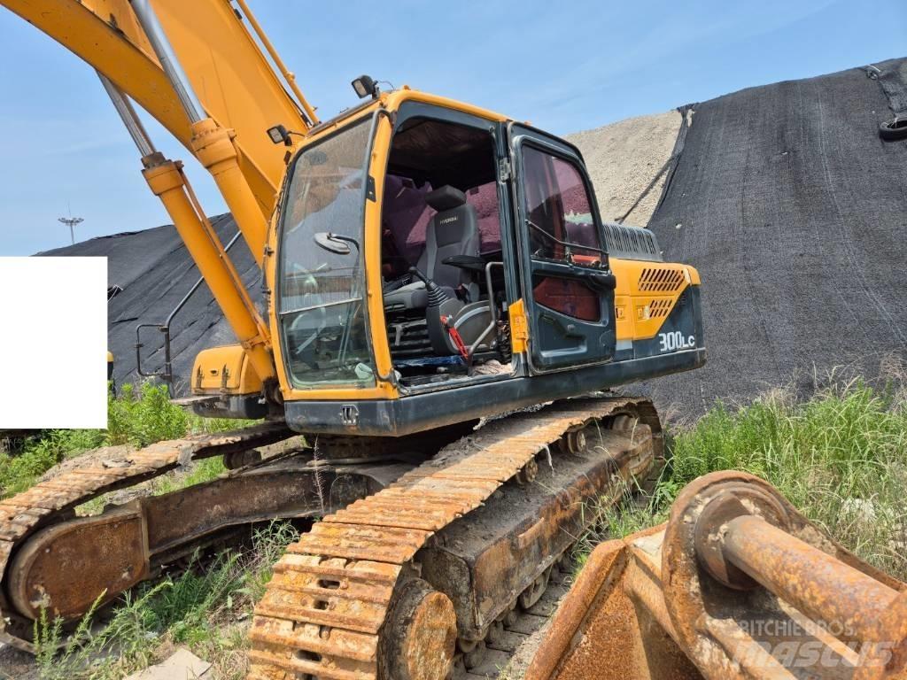 Hyundai Robex 300 LC Raupenbagger