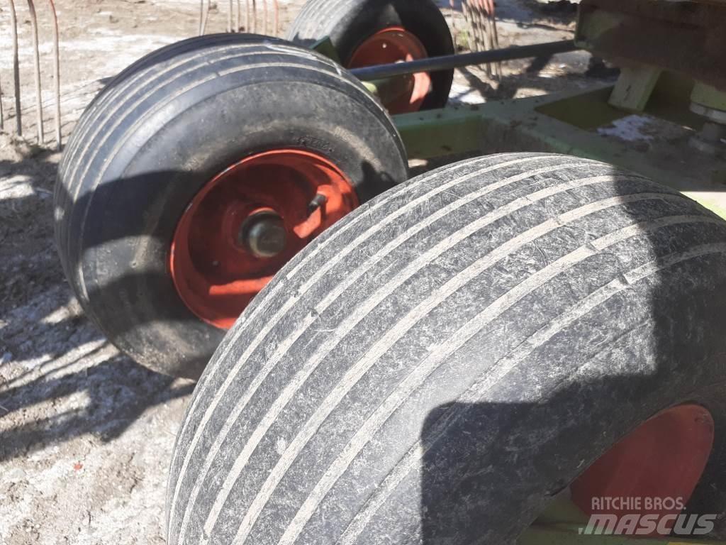 CLAAS Liner 430 S Schwader
