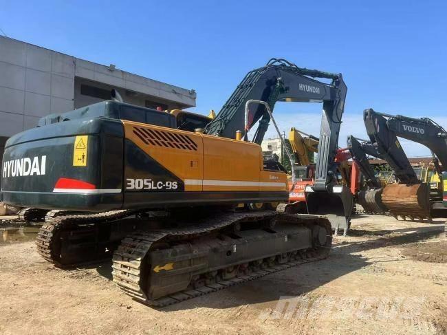 Hyundai 305 Raupenbagger