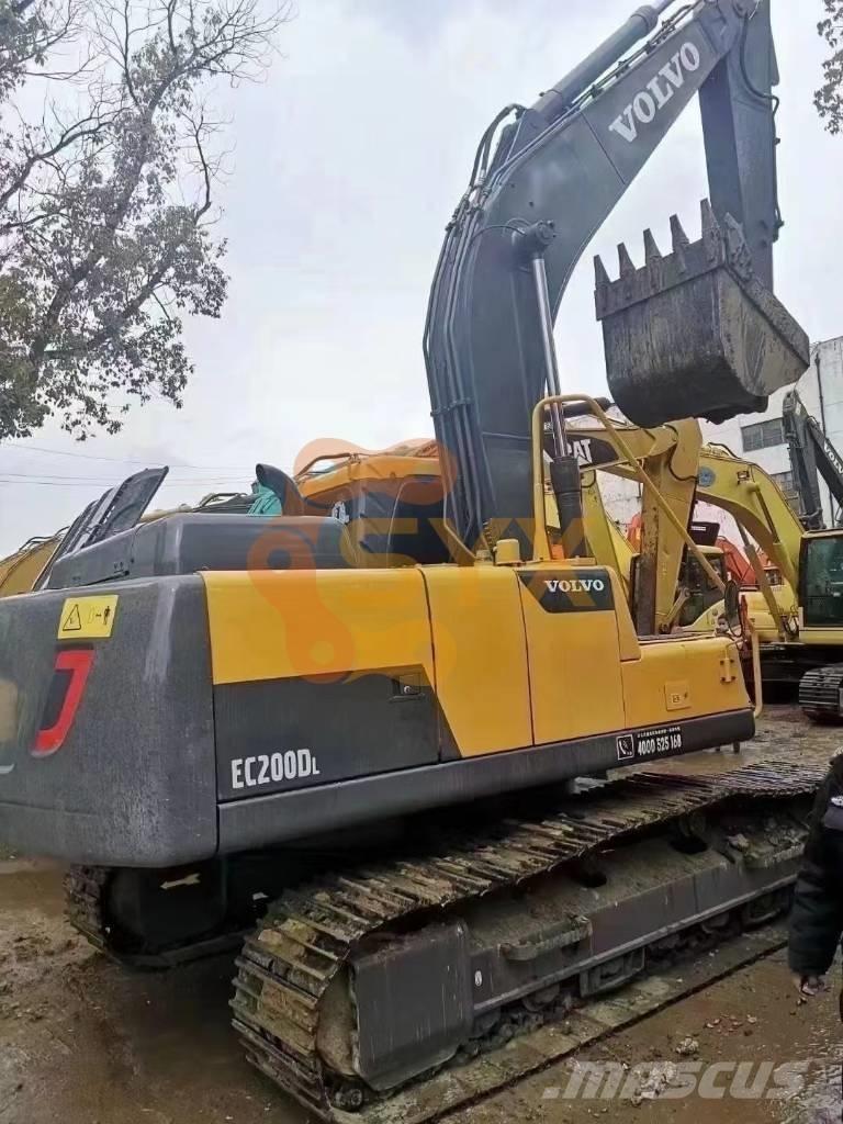 Volvo EC 200 Raupenbagger