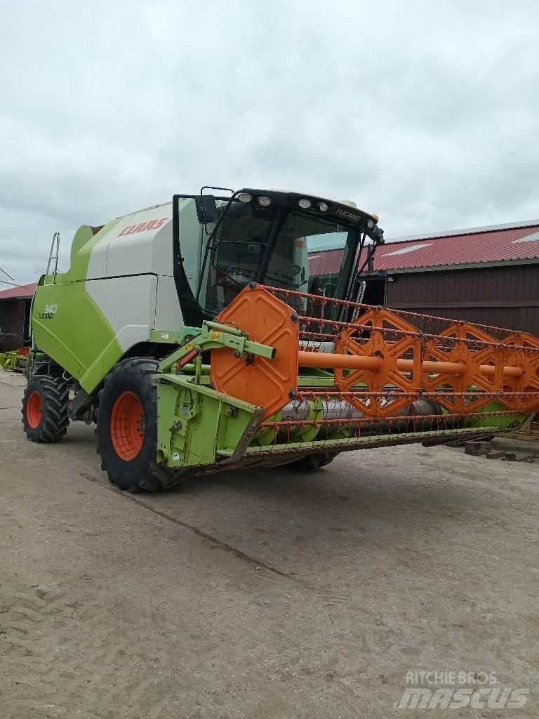 CLAAS Tucano 340 Mähdrescher