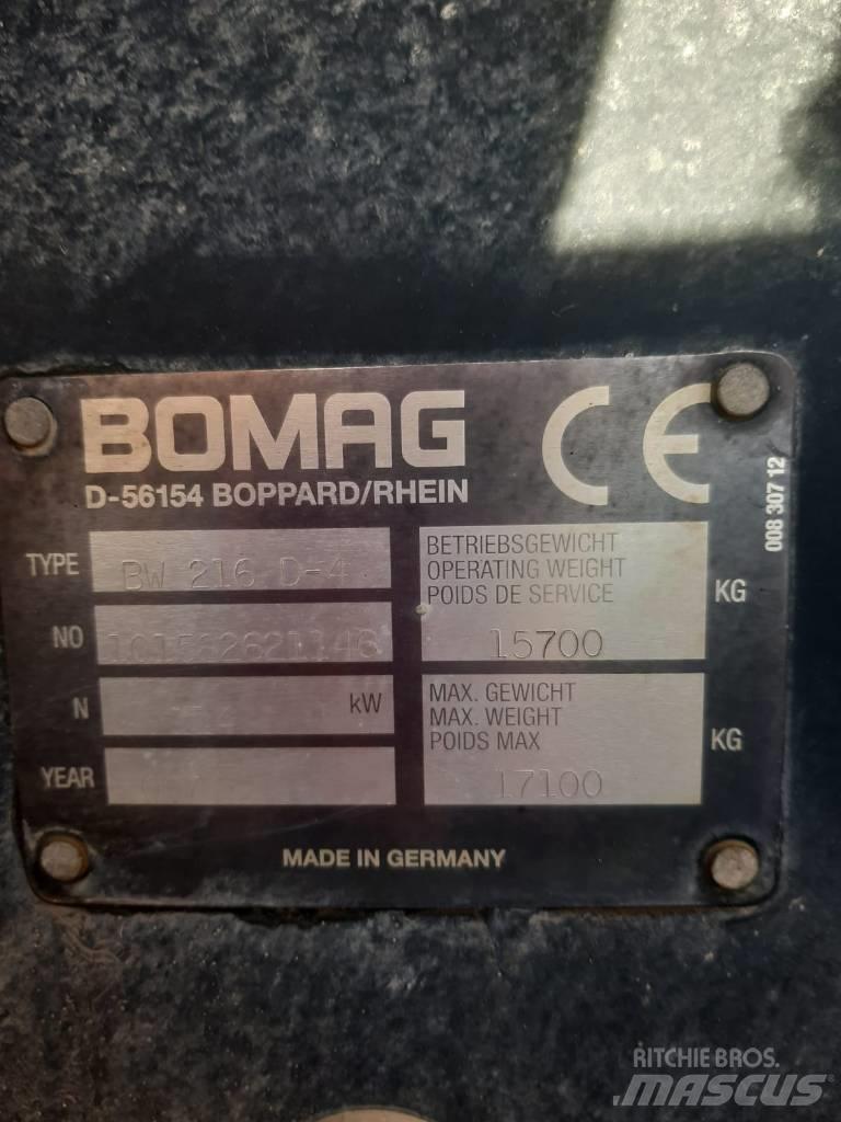 Bomag BW 216 D-4 Erdbauwalzen