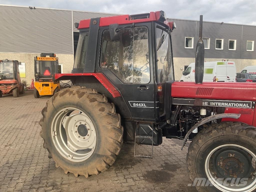 Case IH 844 xla Traktoren