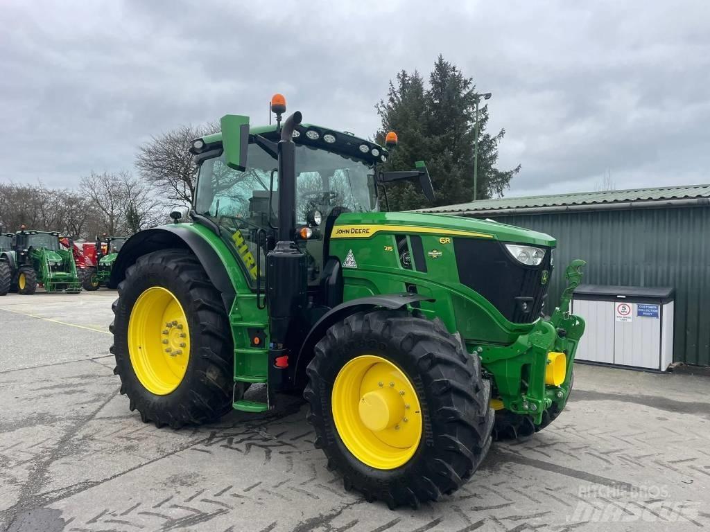 John Deere 6R215 Traktoren