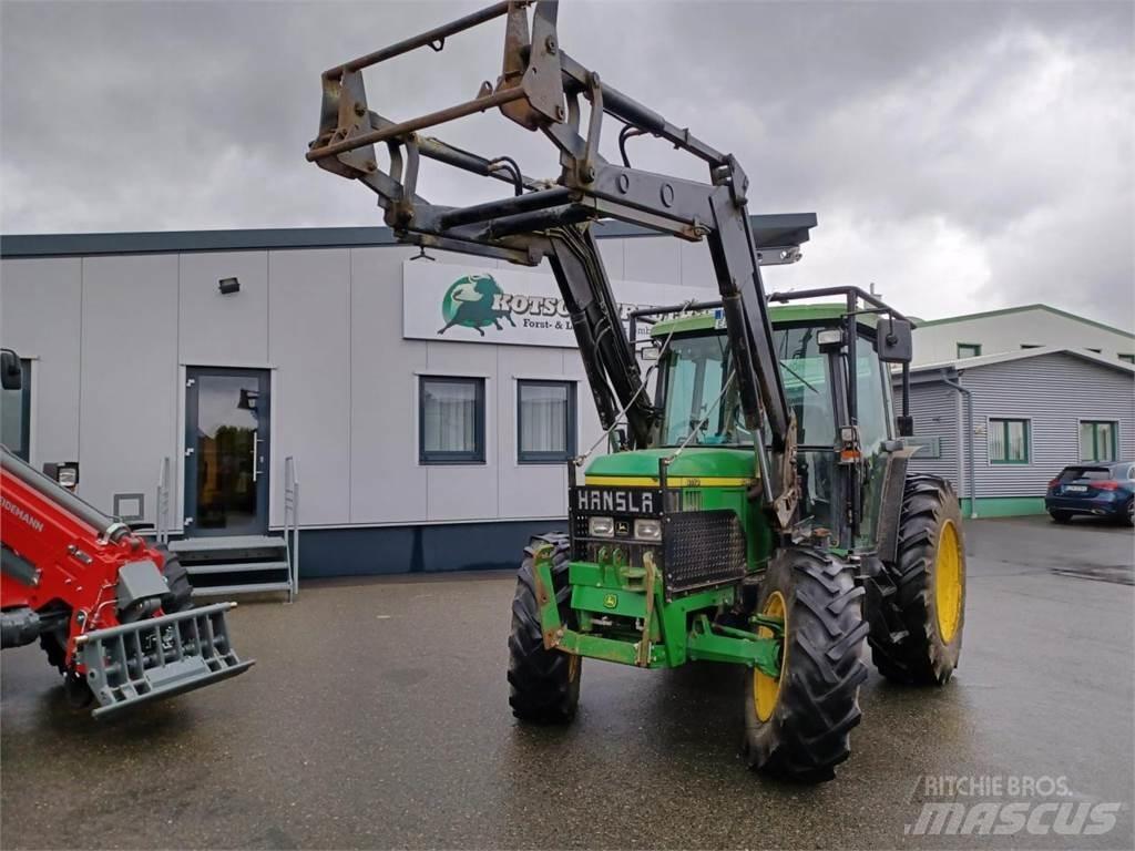John Deere 6110SE Traktoren