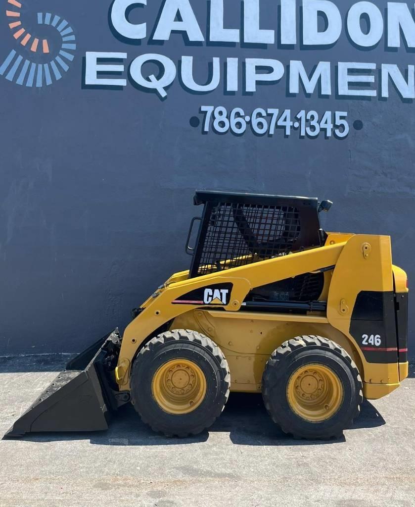 CAT 246 Kompaktlader