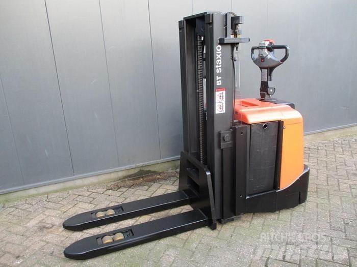 Toyota SPE 160L Deichselstapler