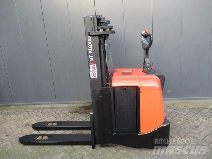 Toyota SPE 160L Deichselstapler