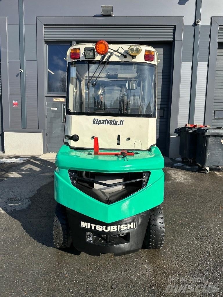 Mitsubishi FD25N Diesel heftrucks