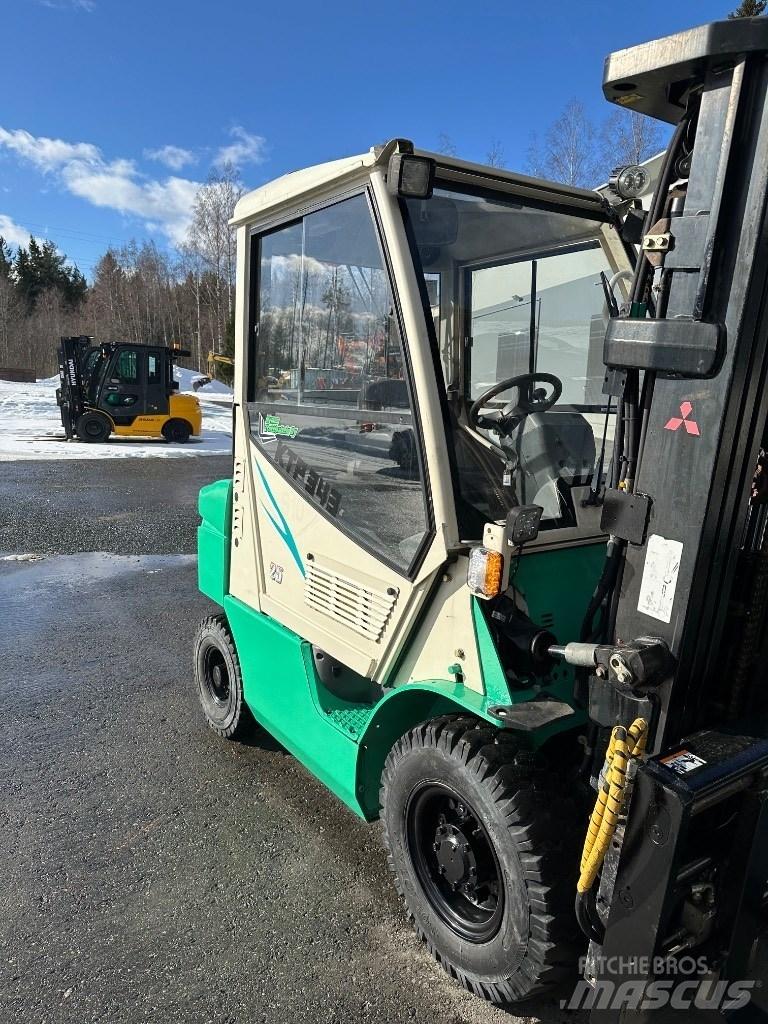 Mitsubishi FD25N Diesel heftrucks