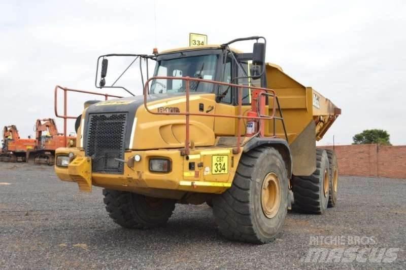 Bell B40D Dumper - Knickgelenk
