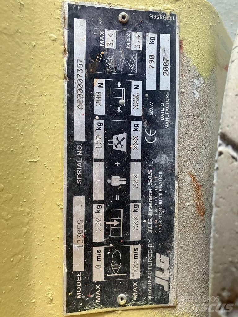 JLG 1230 ES Personenaufzüge