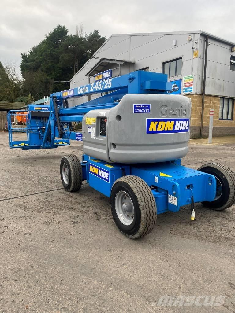 Genie Z 45/25 J Gelenkteleskoparbeitsbühnen