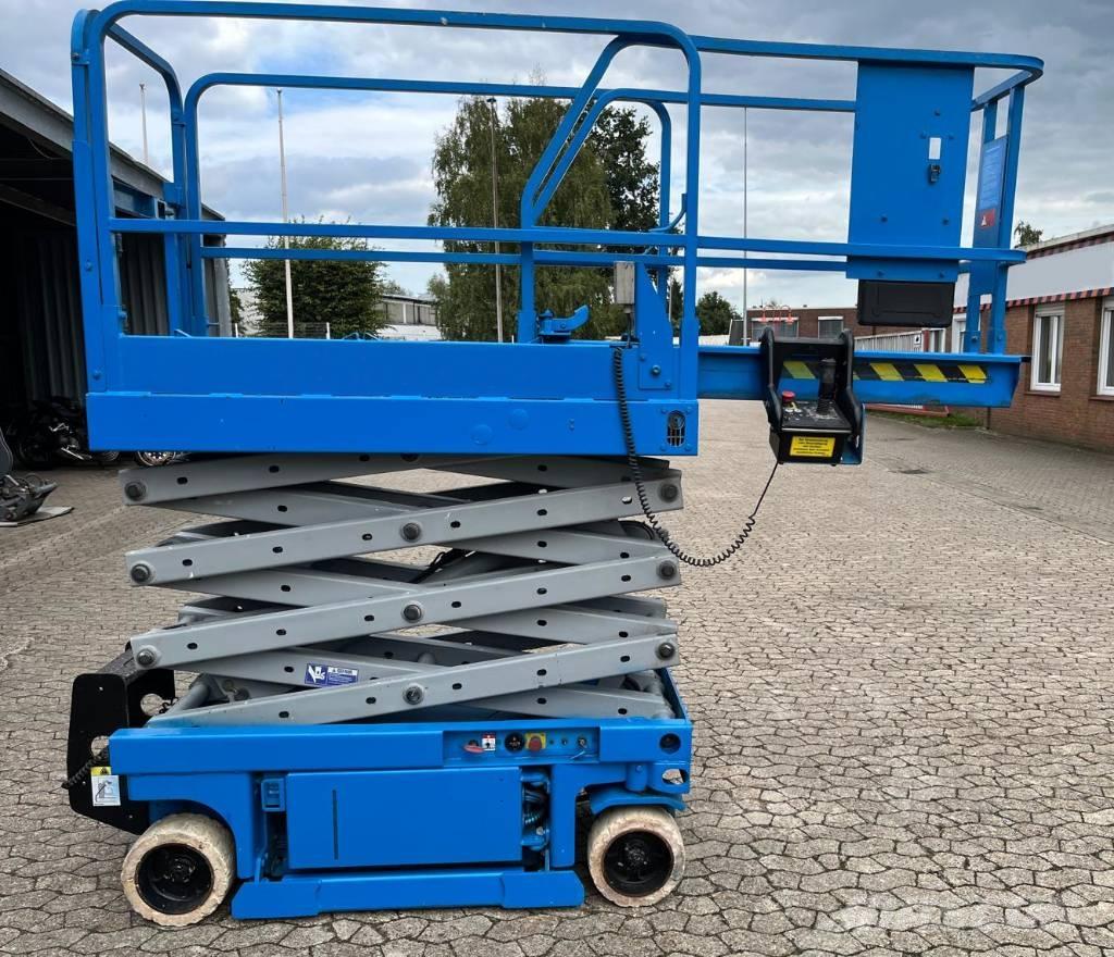 Genie 1930 Scheren-Arbeitsbühnen