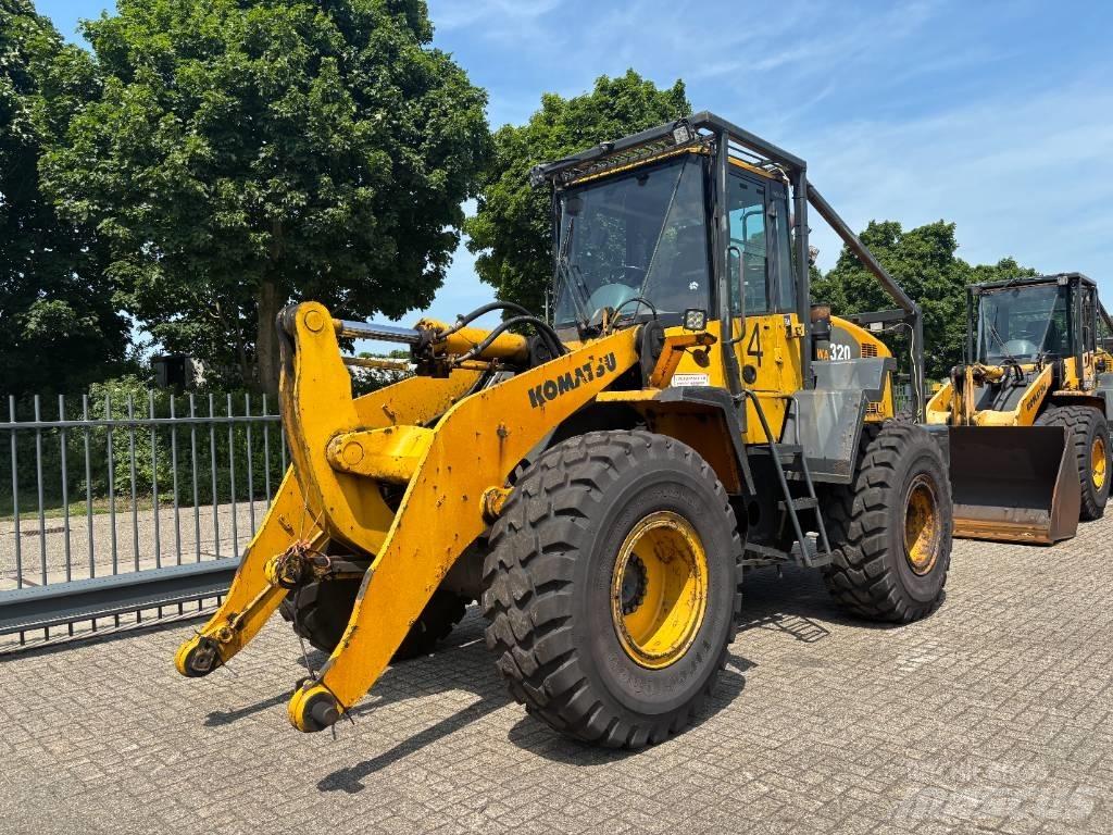 Komatsu WA 320-5 Radlader