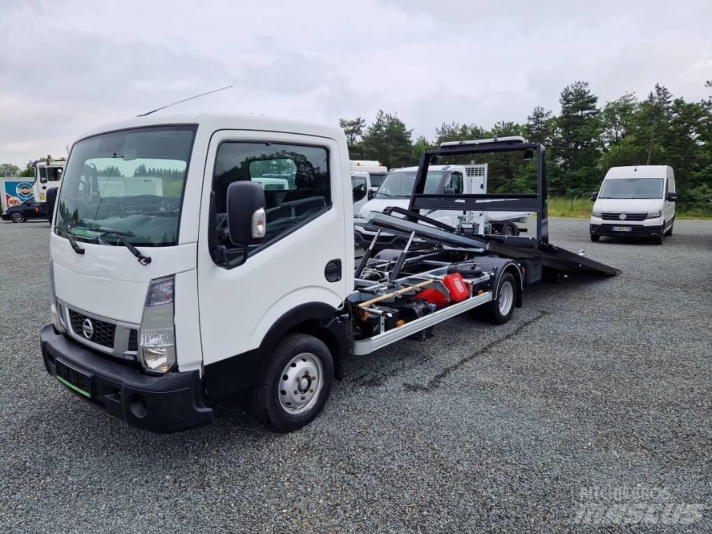 Nissan 35.13 Lieferwagen