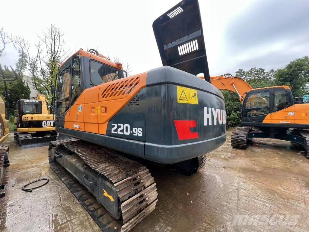 Hyundai 220 LC -9 Raupenbagger