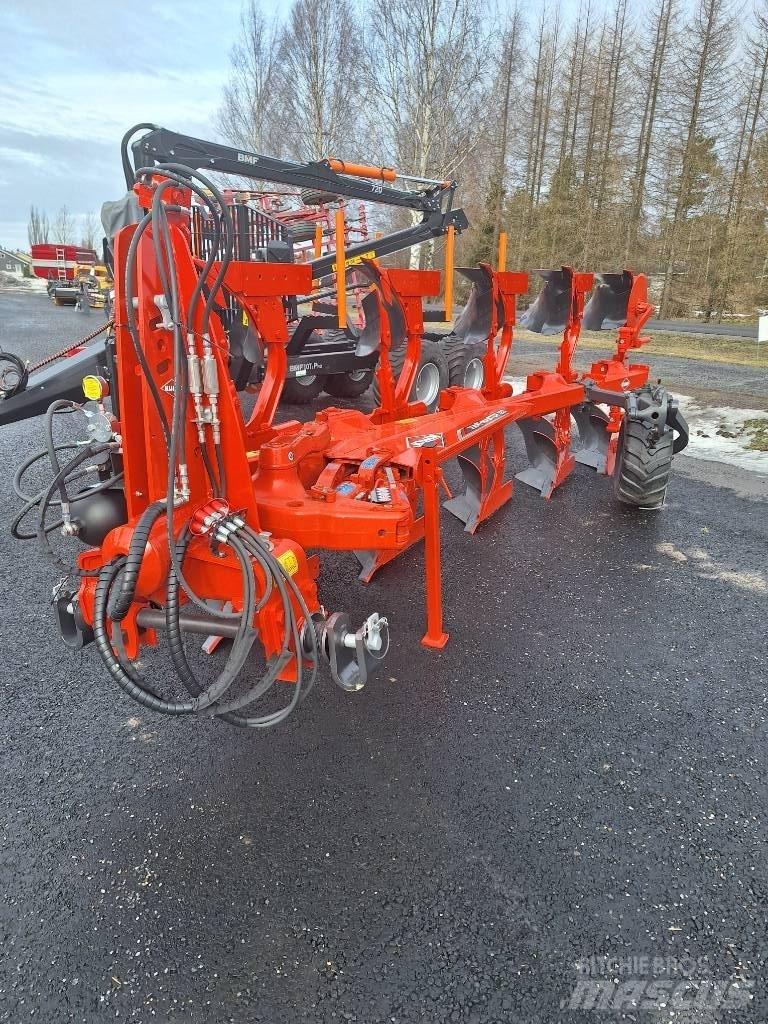Kuhn Vari-Master 123 Wendepflüge