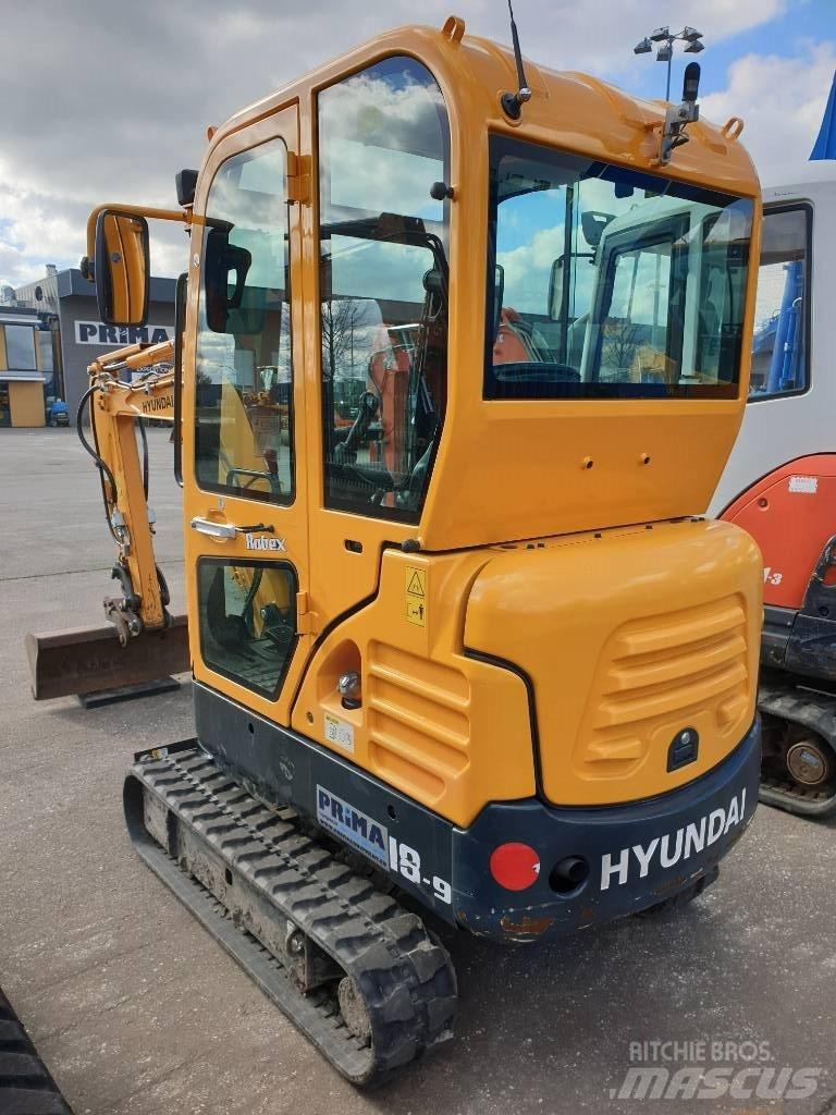 Hyundai R18-9 Minibagger < 7t