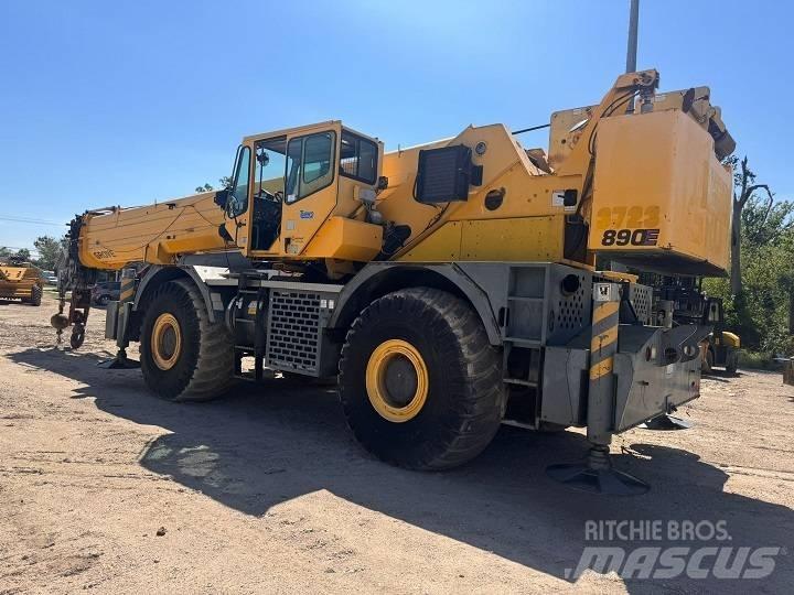 Grove RT 890 E Ruwterrein kranen