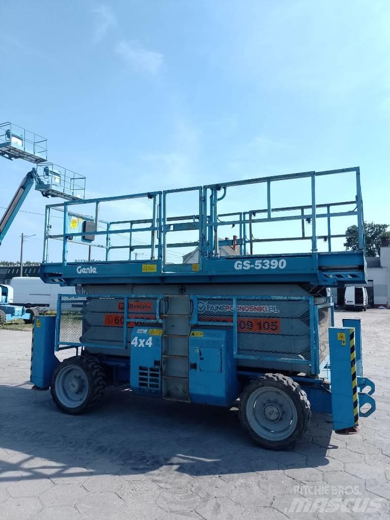 Genie 5390 Scheren-Arbeitsbühnen