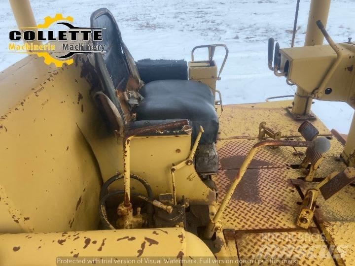 CAT D8H Bulldozer