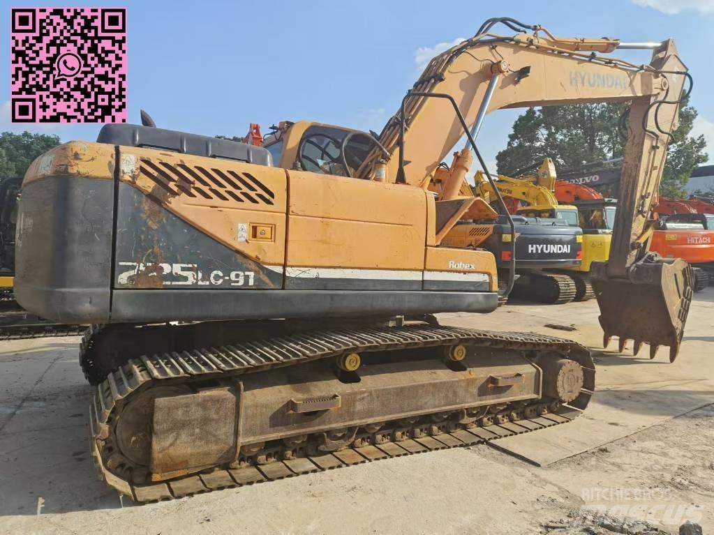 Hyundai 225 Raupenbagger