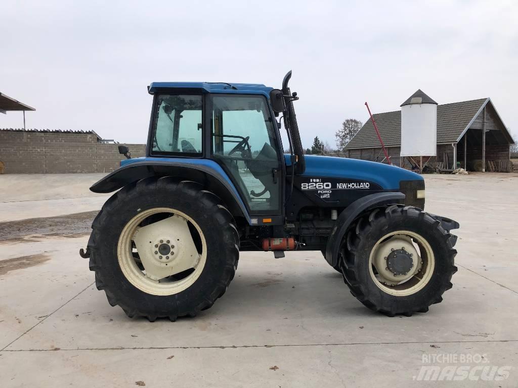 New Holland 8260 Traktoren