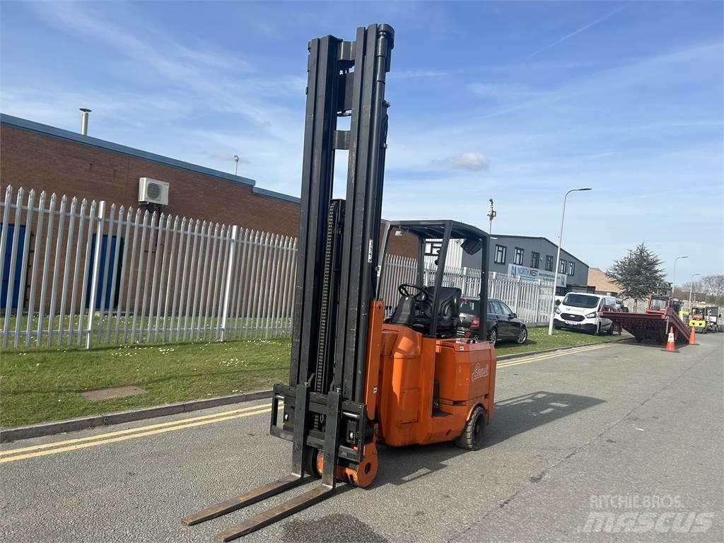  B315-73SS Schmalgangstapler