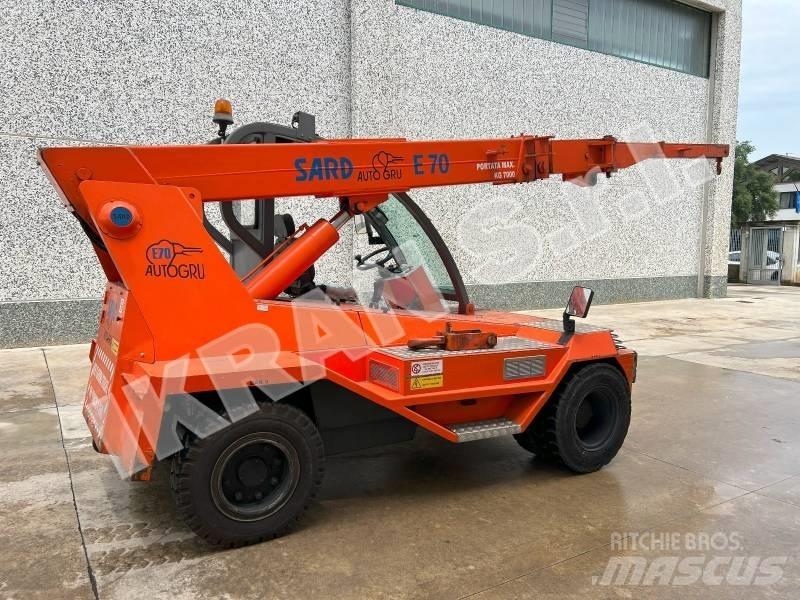  Sard E70 Andere Krane