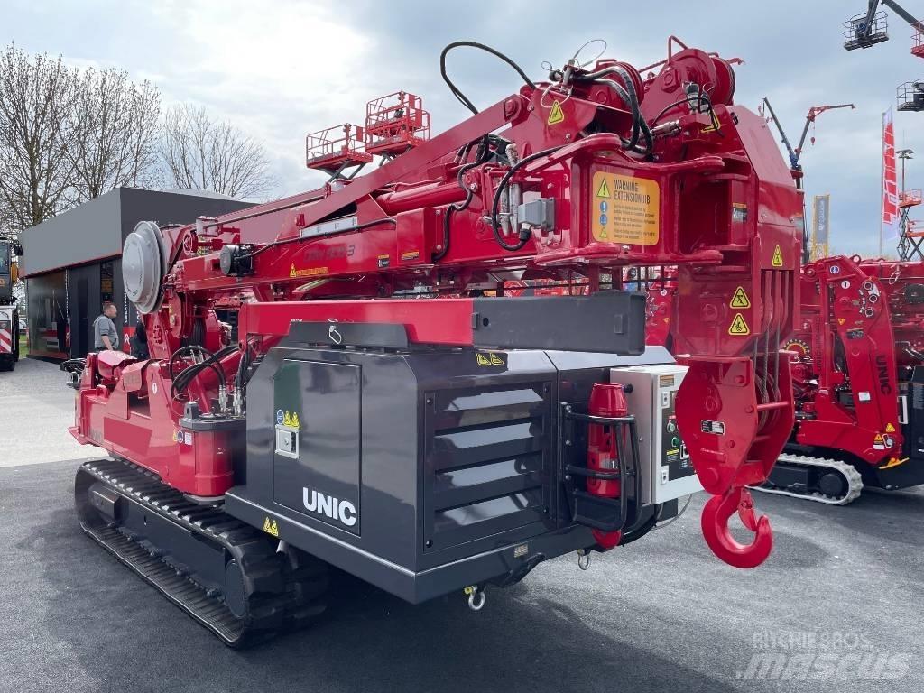 Unic URW-806-3 Minikrane