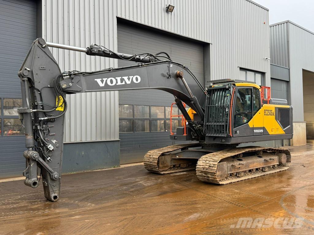 Volvo EC250ENL Raupenbagger