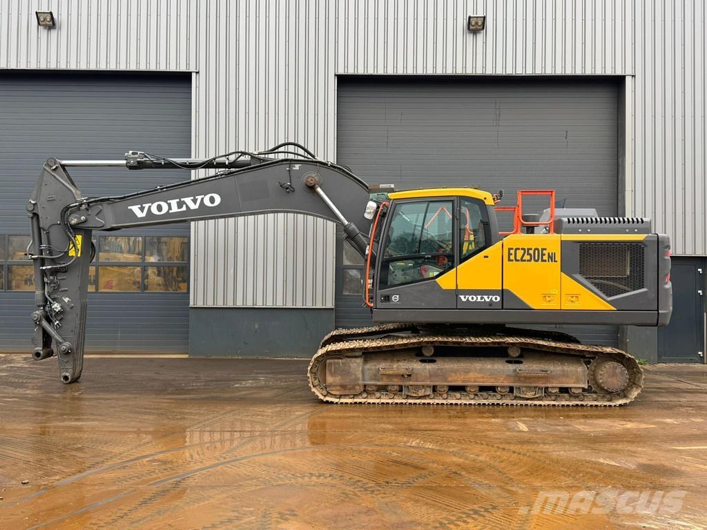 Volvo EC250ENL Raupenbagger