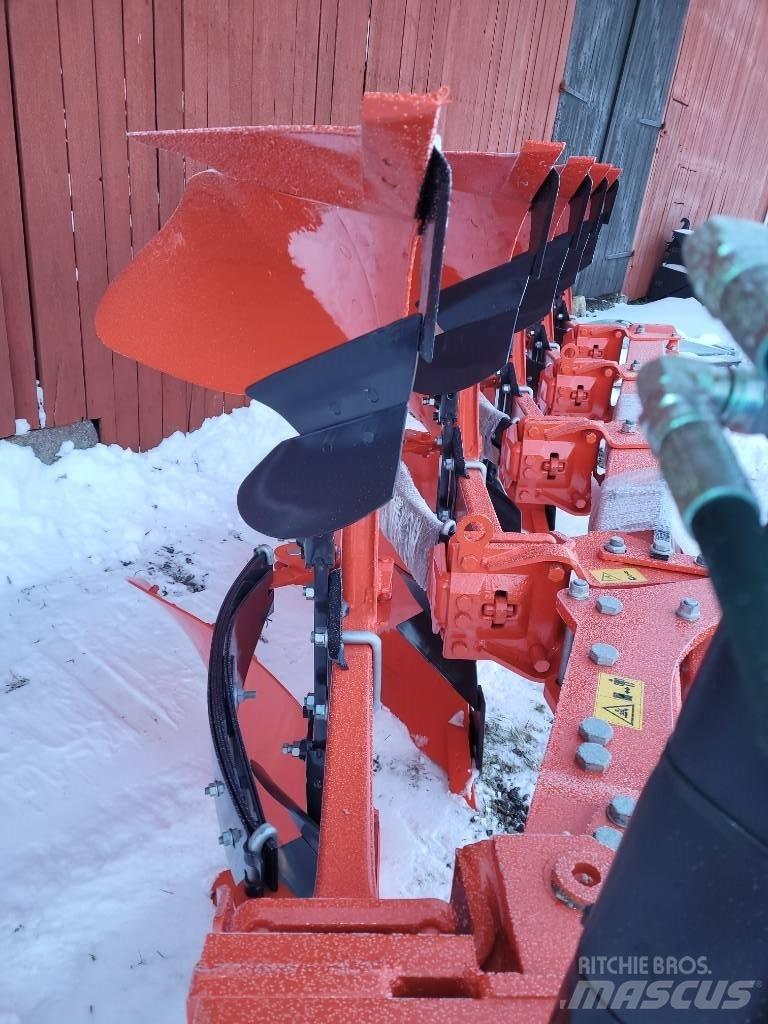 Kubota RM 3005V Wendepflüge