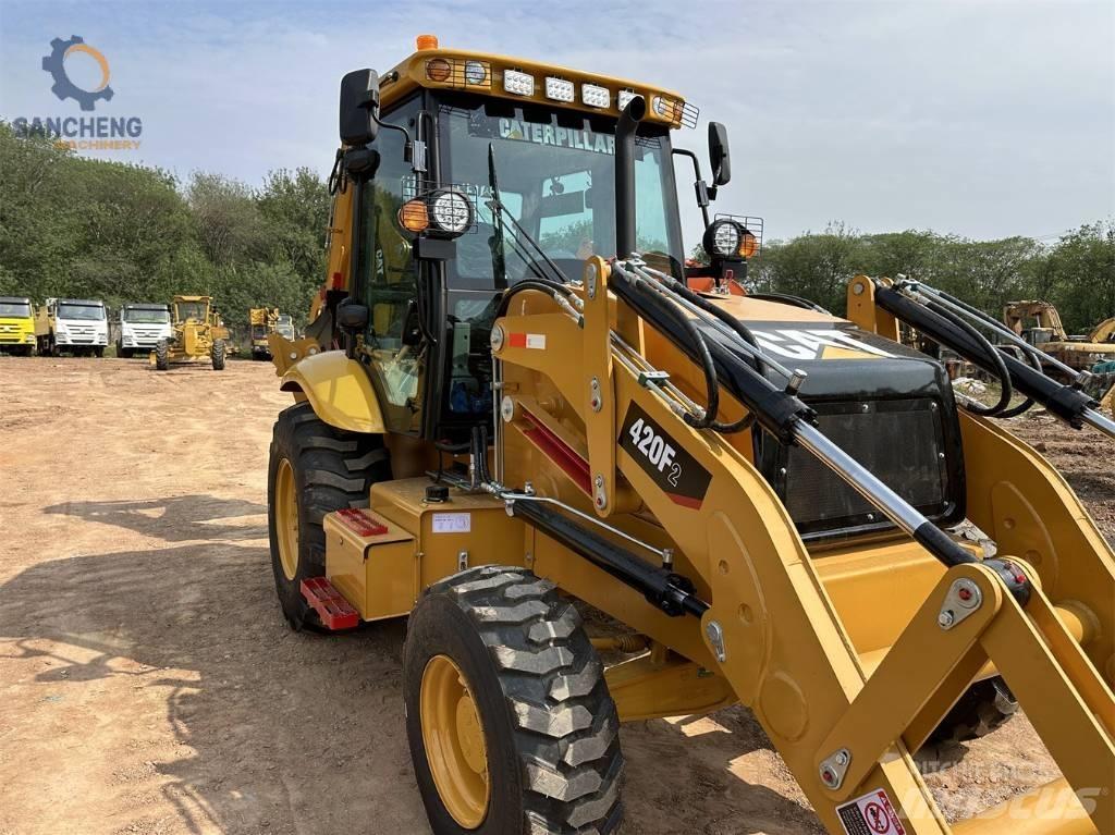 CAT 420F2 Baggerlader