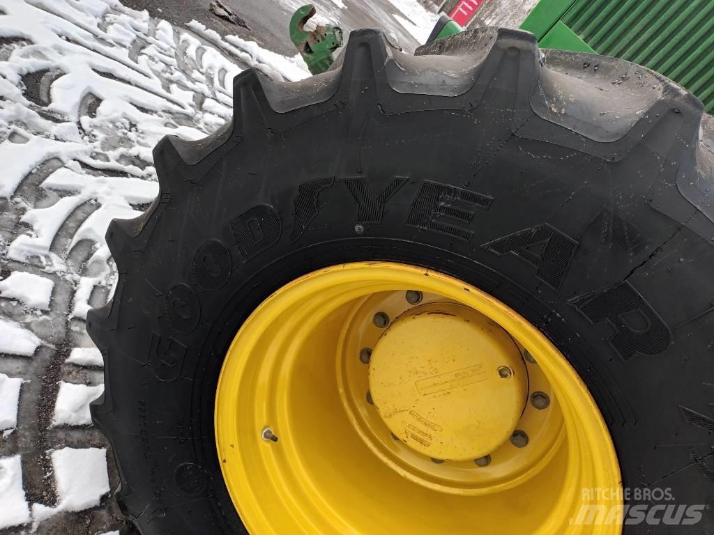 John Deere 4755 Traktoren
