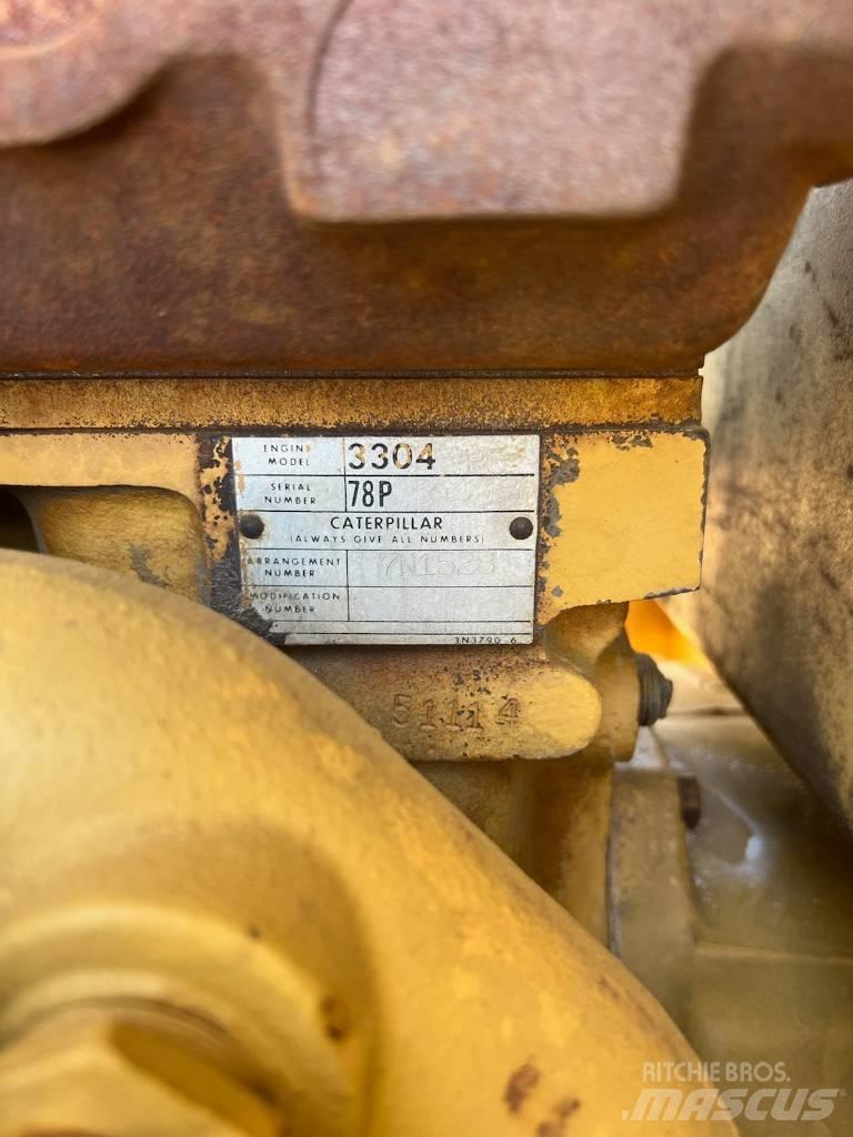CAT 120 G Grader