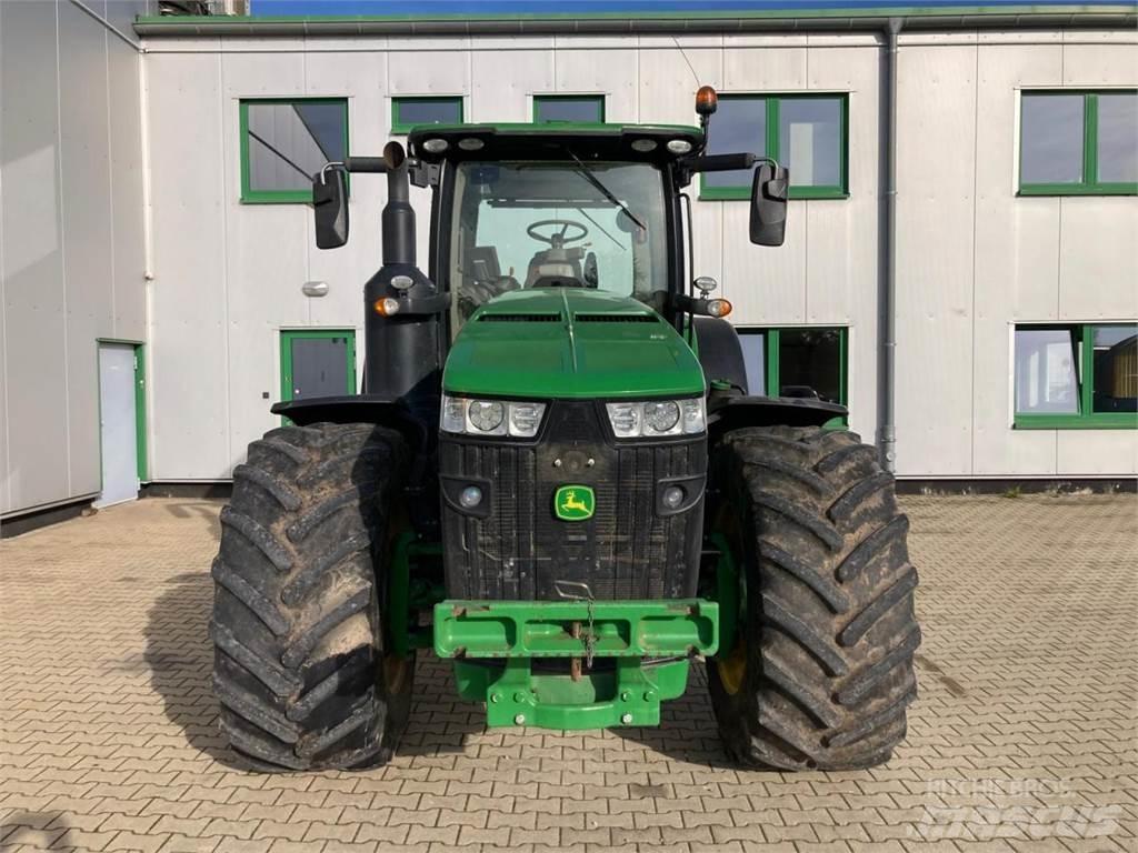 John Deere 8370R Traktoren