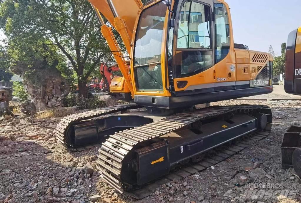 Hyundai R220LC-9S Mobilbagger