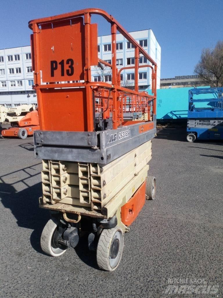 JLG 2630 ES Scheren-Arbeitsbühnen