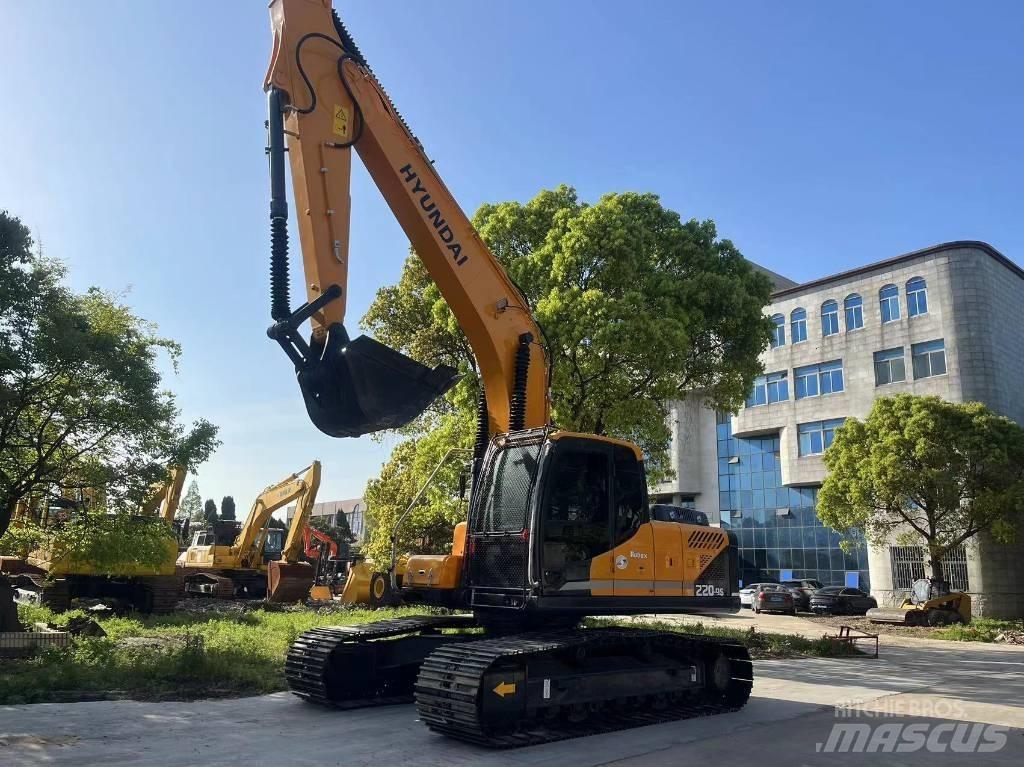 Hyundai R220-9S Mobilbagger