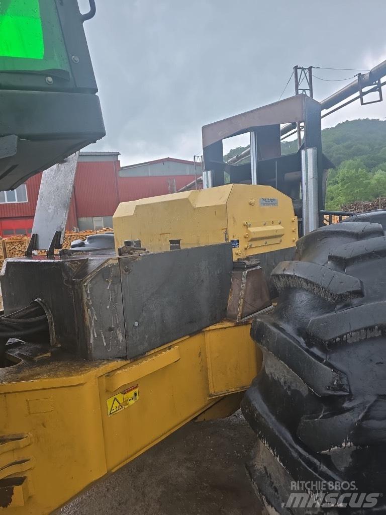CAT 525 C Stammholzschlepper