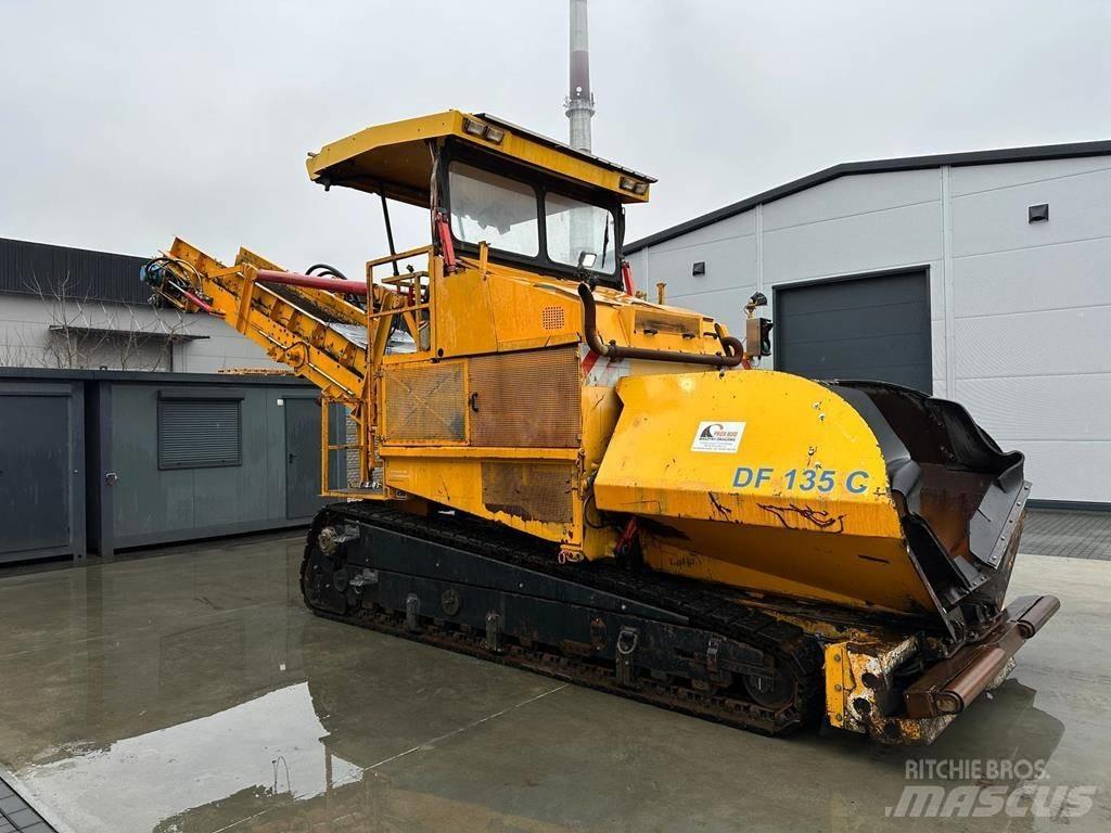 Demag DF 135 C Strassenfertiger