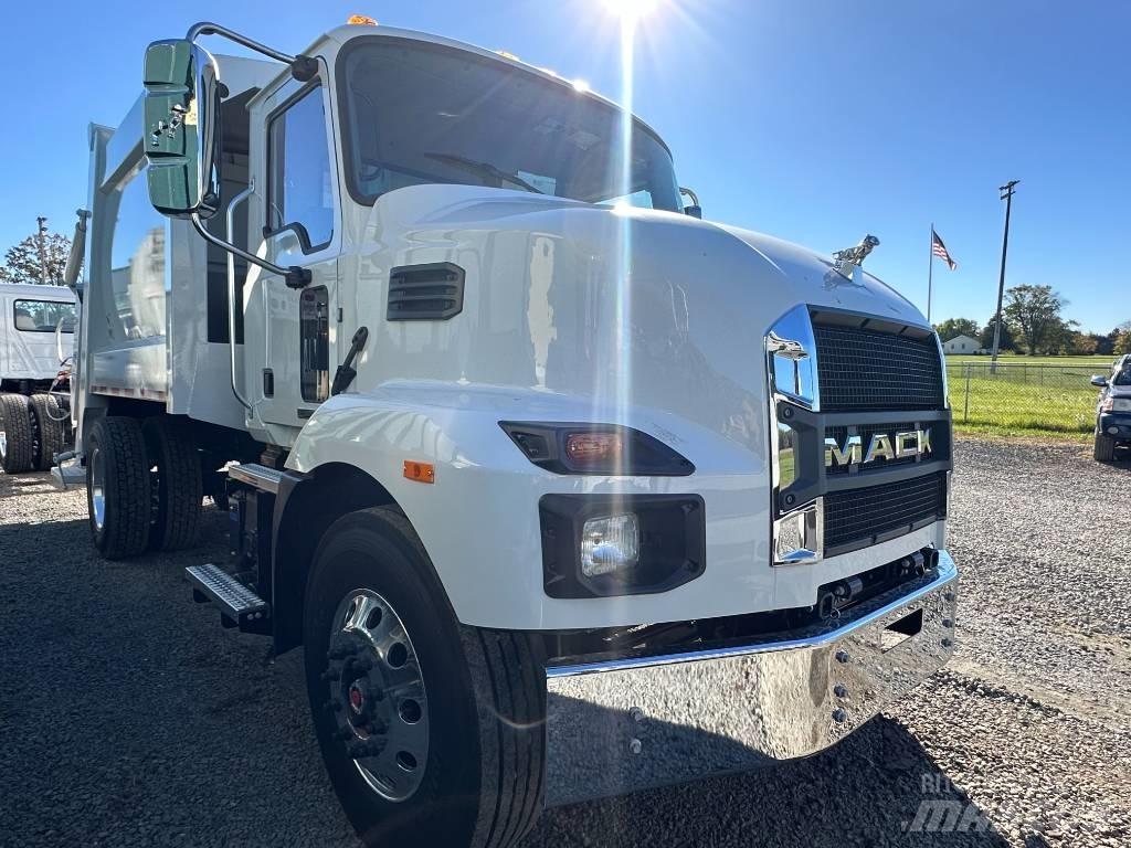 Mack MD6 Müllwagen
