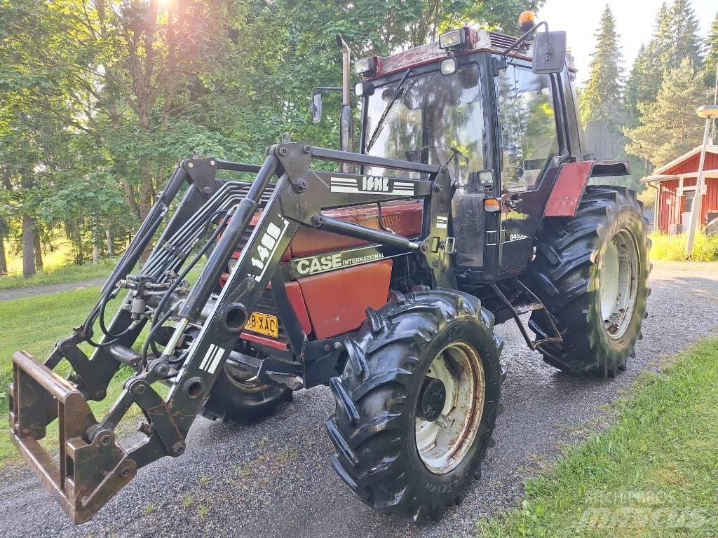Case IH 845 XL Traktoren