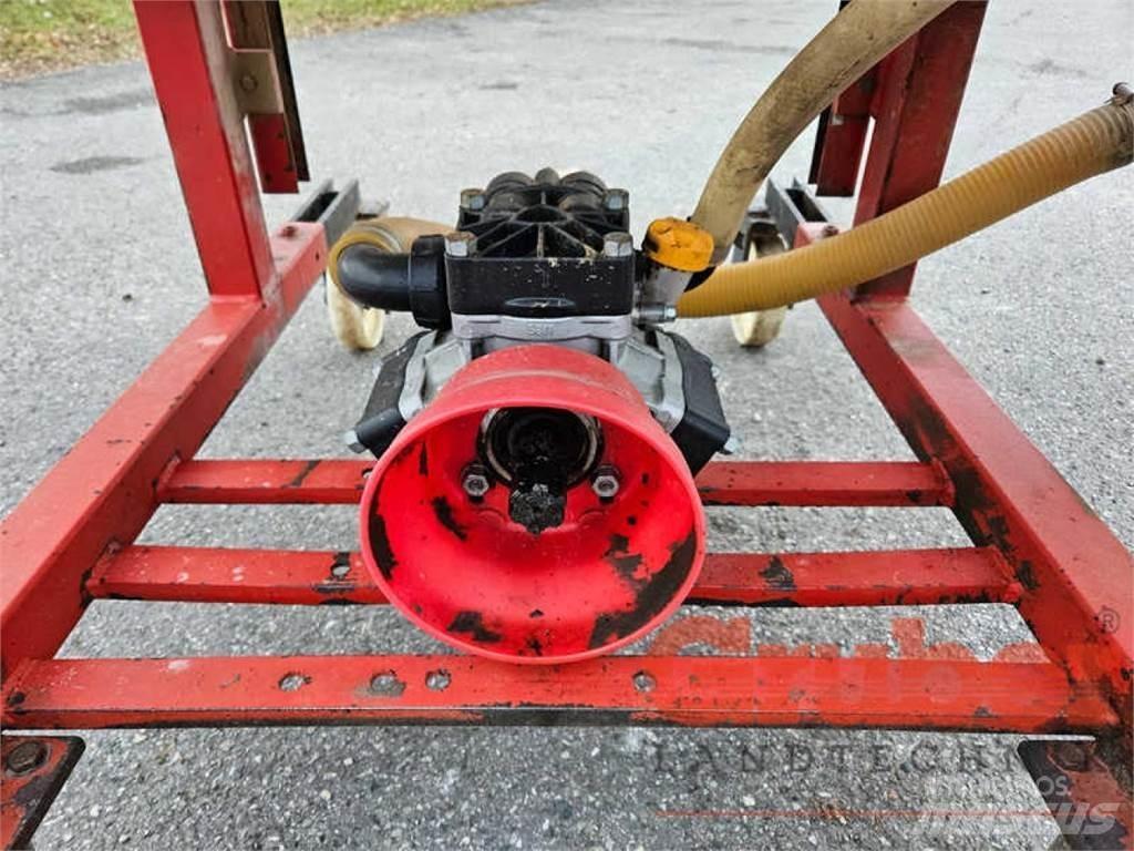 Schmotzer 800 l Anhängespritzen