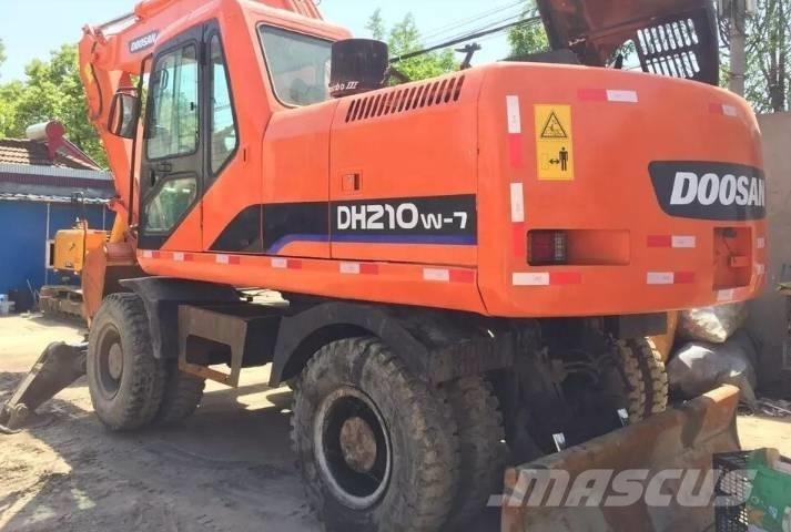 Doosan DH210W\ Mobilbagger