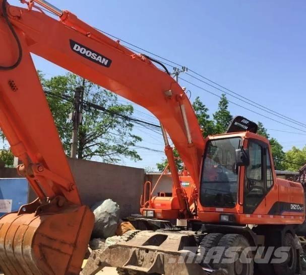 Doosan DH210W\ Mobilbagger