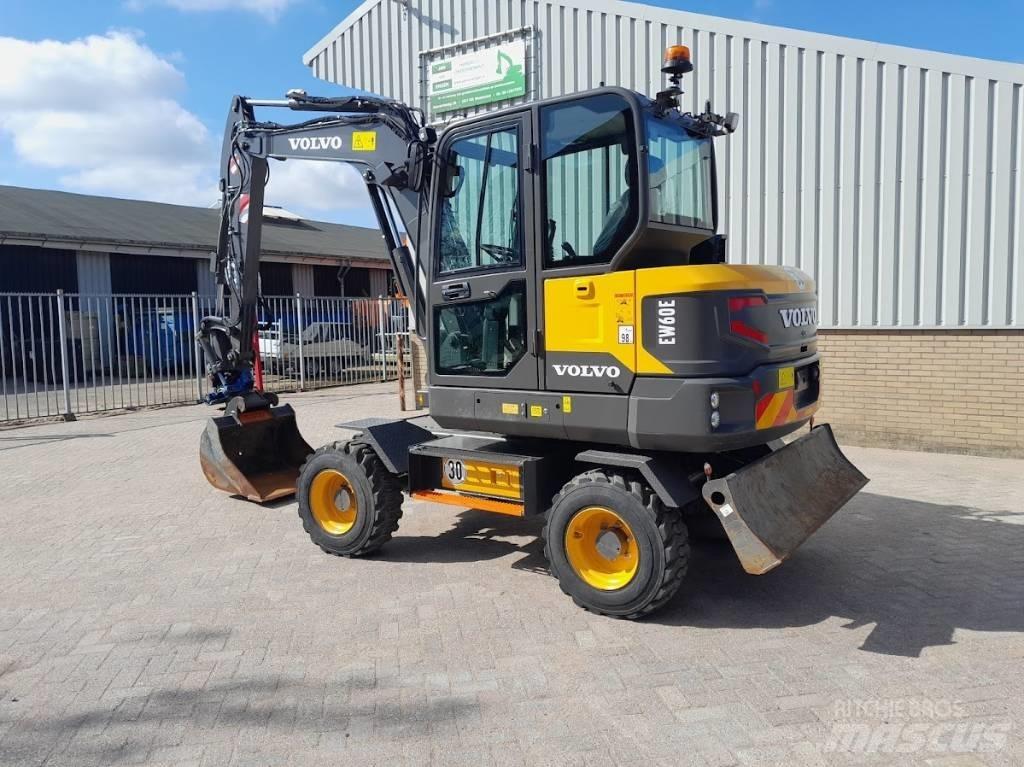 Volvo EW 60 E Mobilbagger